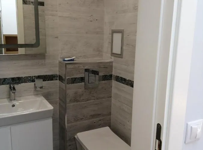 For Two * בורגאס